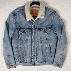 Levi's Sherpa Lined Trucker Jacket Men's Small‎ Medium Wash PC9-16365-0044